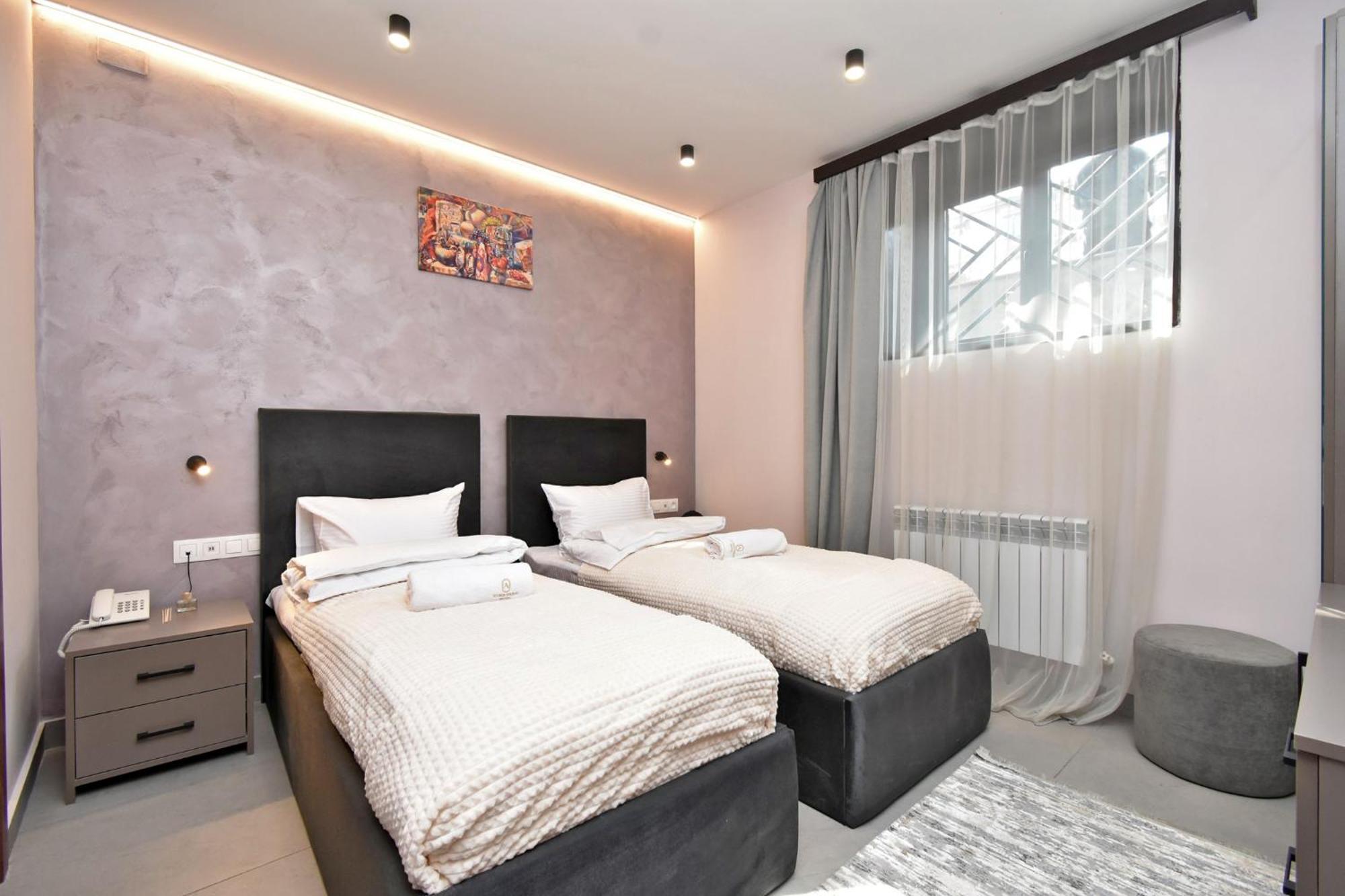 Avenue 23 Boutique Hotel Ереван Экстерьер фото