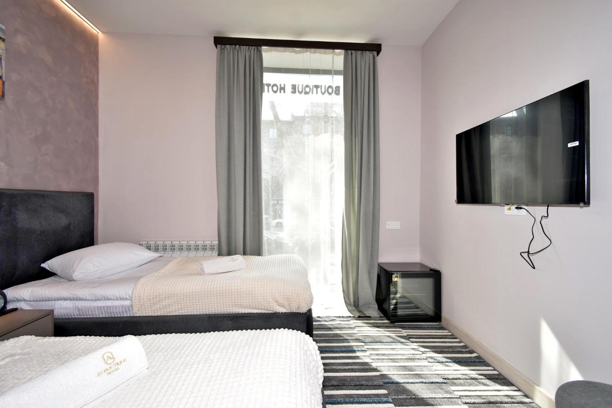 Avenue 23 Boutique Hotel Ереван Экстерьер фото