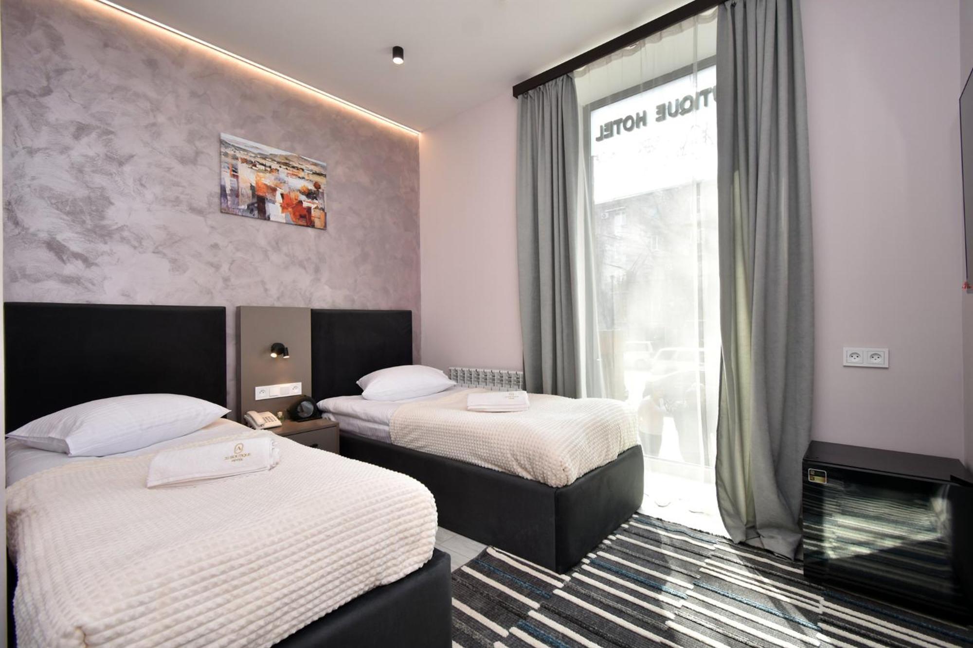 Avenue 23 Boutique Hotel Ереван Экстерьер фото