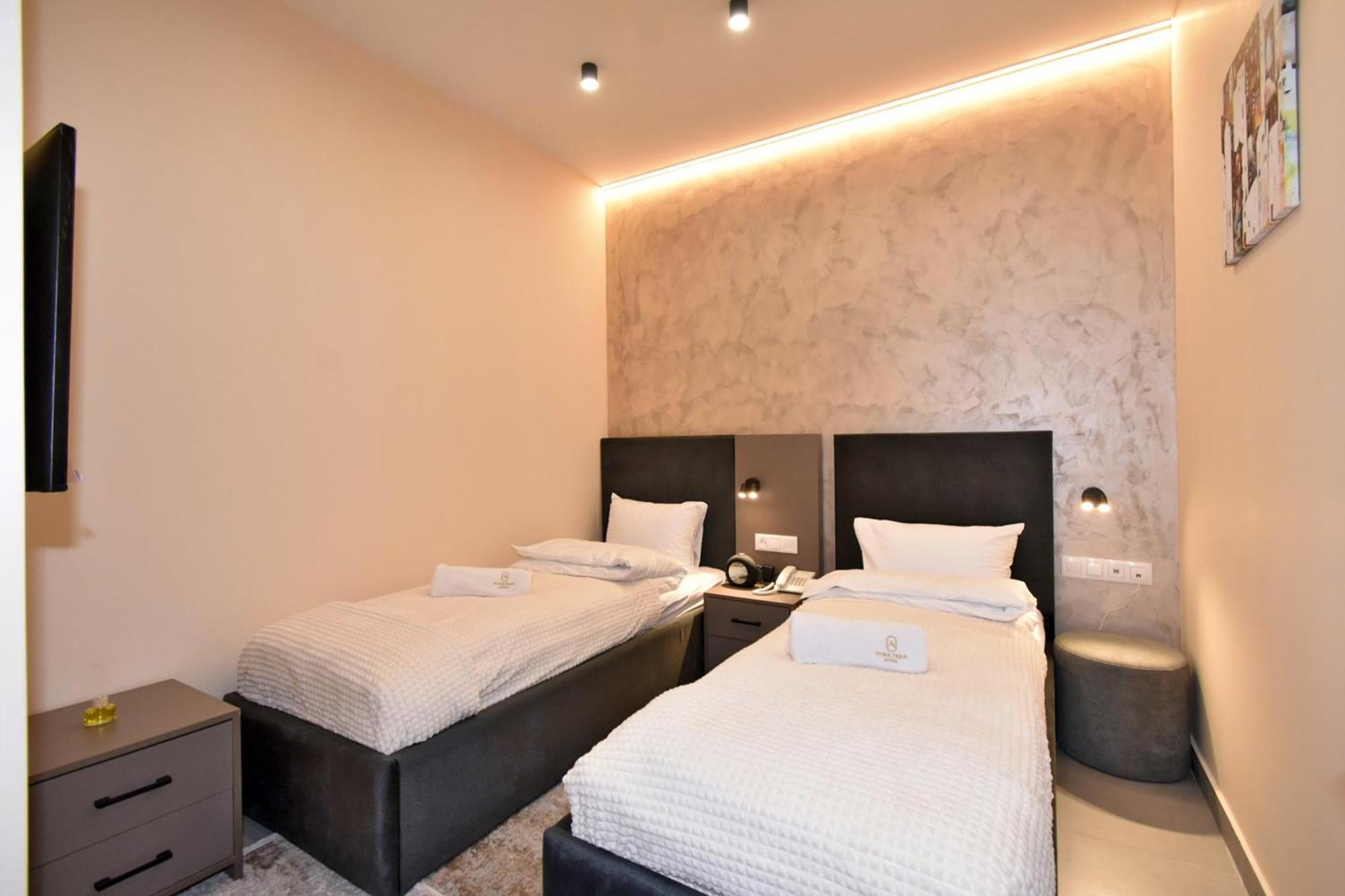 Avenue 23 Boutique Hotel Ереван Экстерьер фото