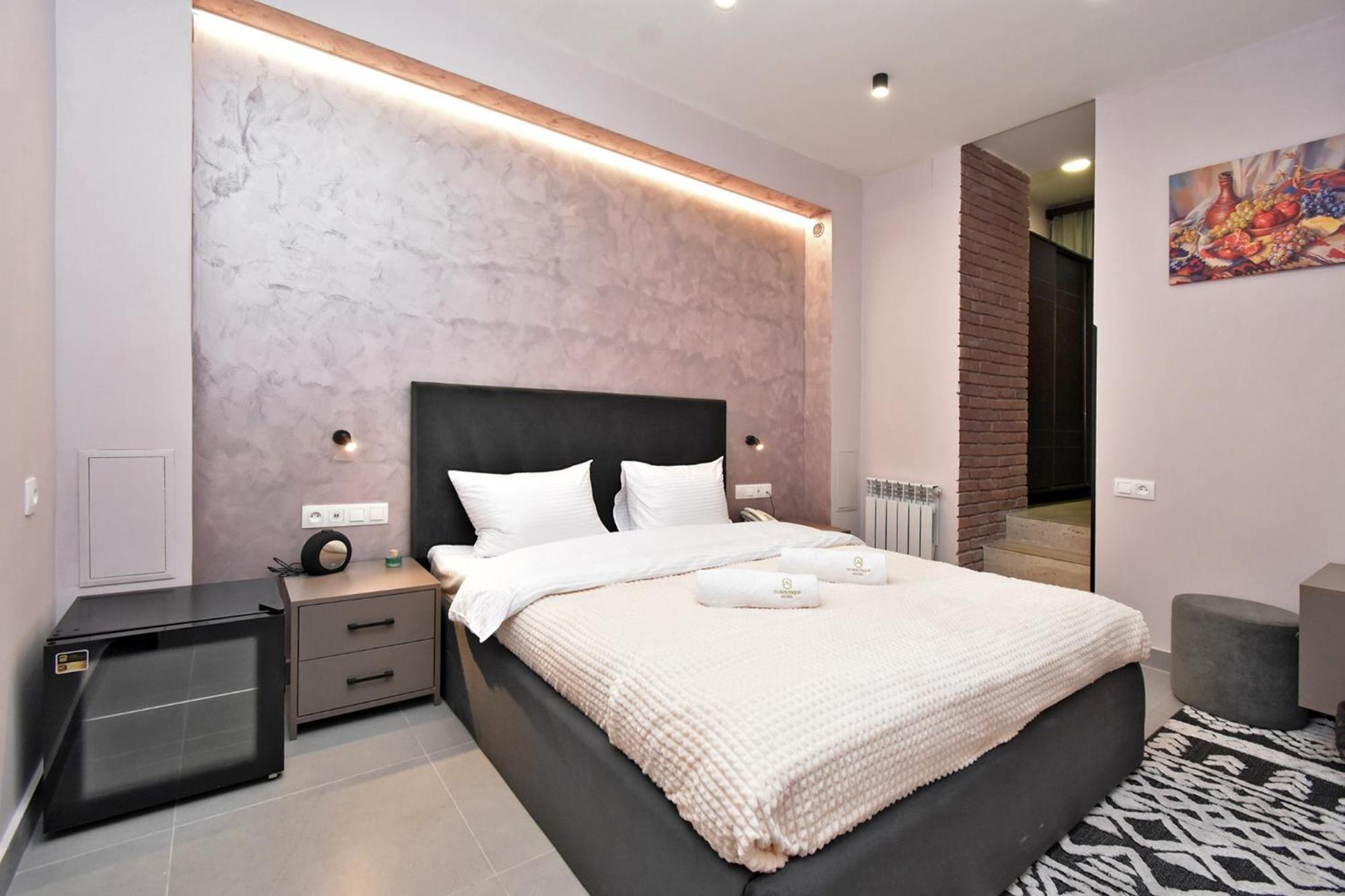 Avenue 23 Boutique Hotel Ереван Экстерьер фото