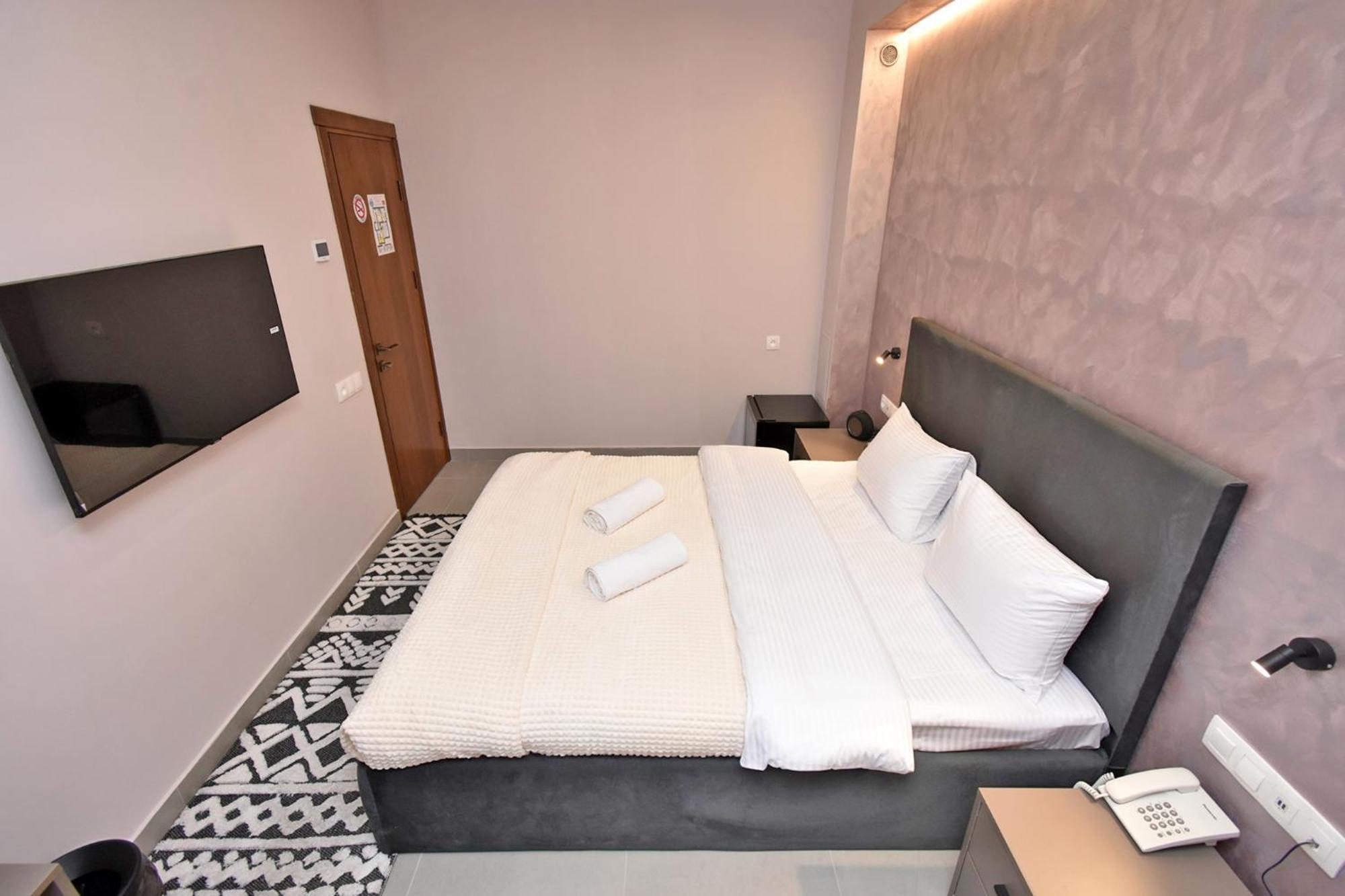 Avenue 23 Boutique Hotel Ереван Экстерьер фото