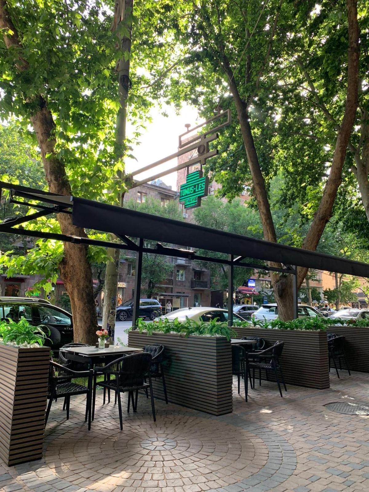 Avenue 23 Boutique Hotel Ереван Экстерьер фото