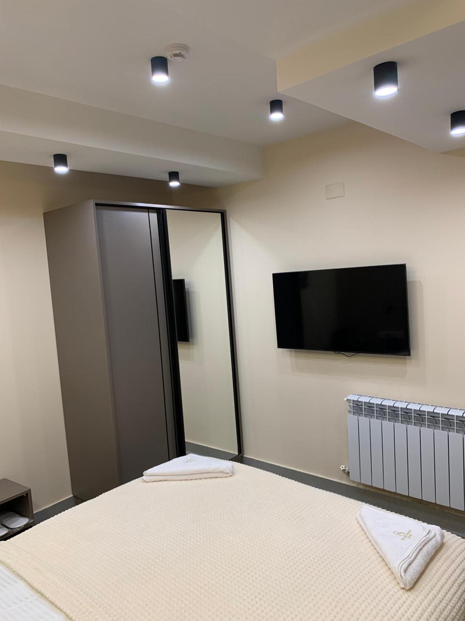 Avenue 23 Boutique Hotel Ереван Экстерьер фото