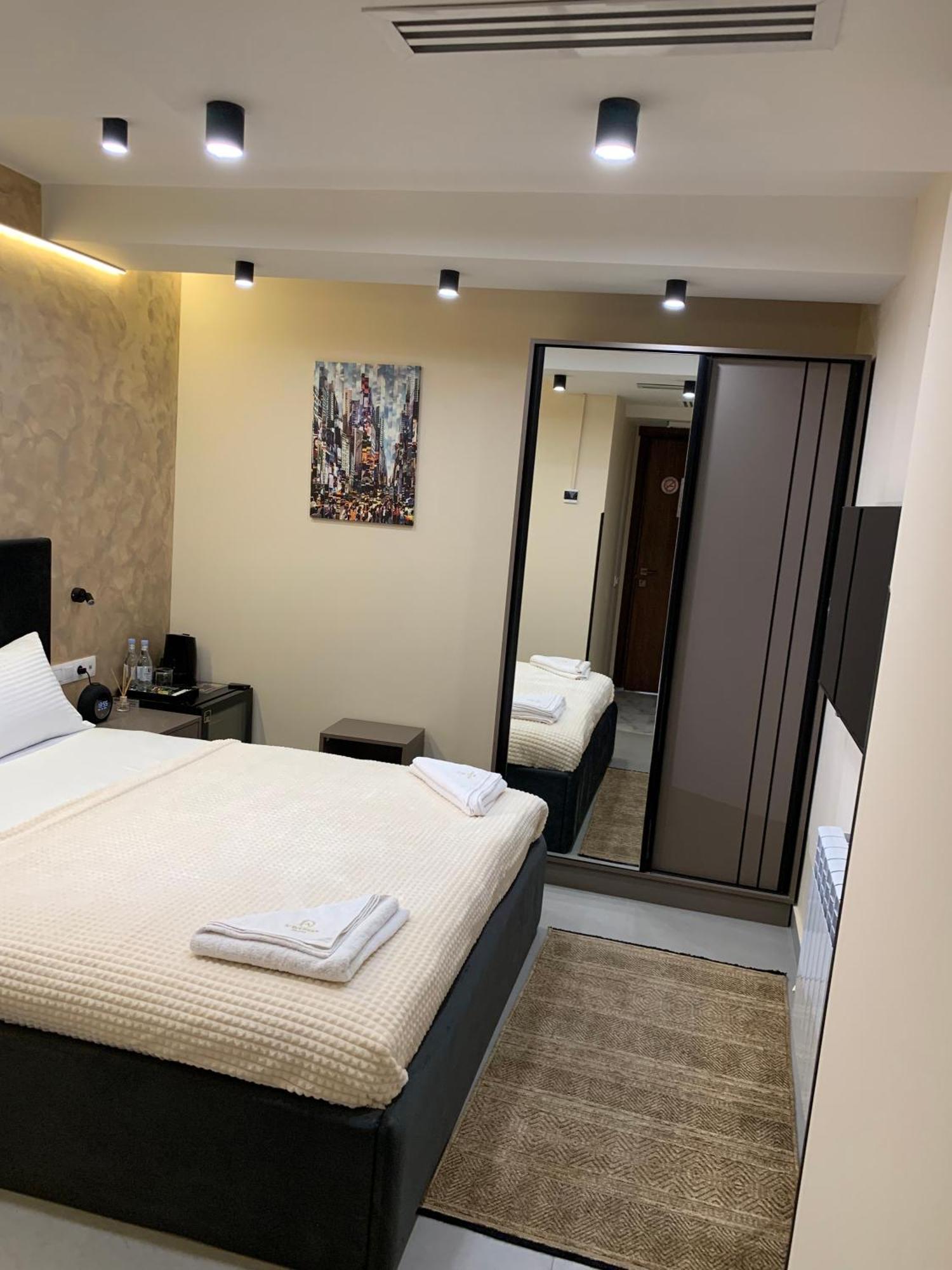 Avenue 23 Boutique Hotel Ереван Экстерьер фото