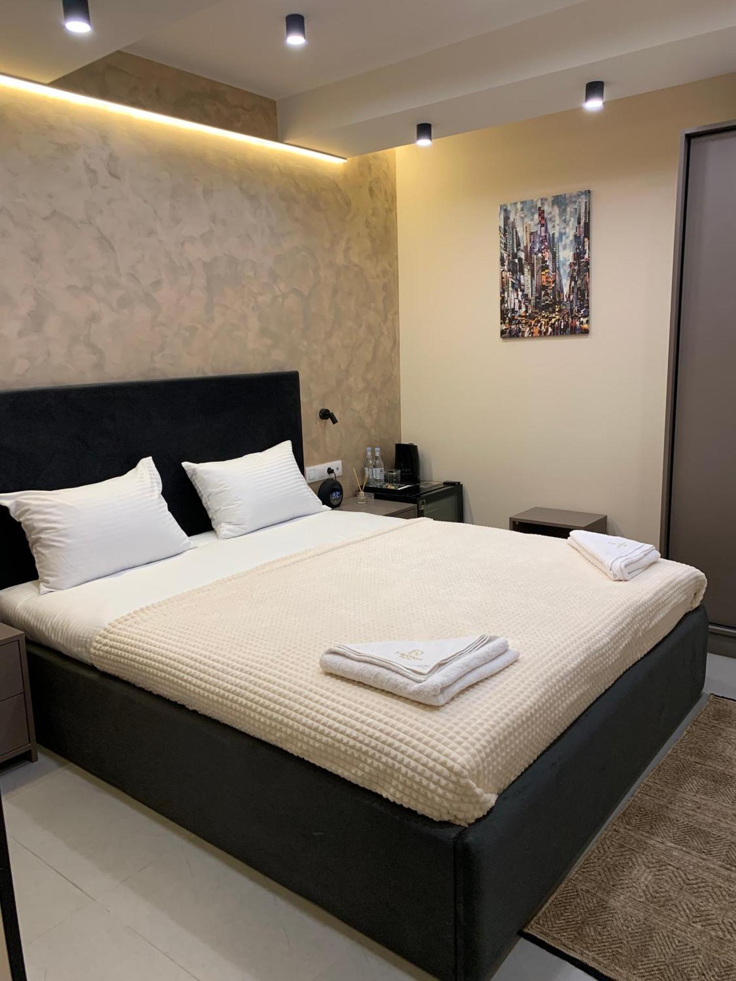 Avenue 23 Boutique Hotel Ереван Экстерьер фото